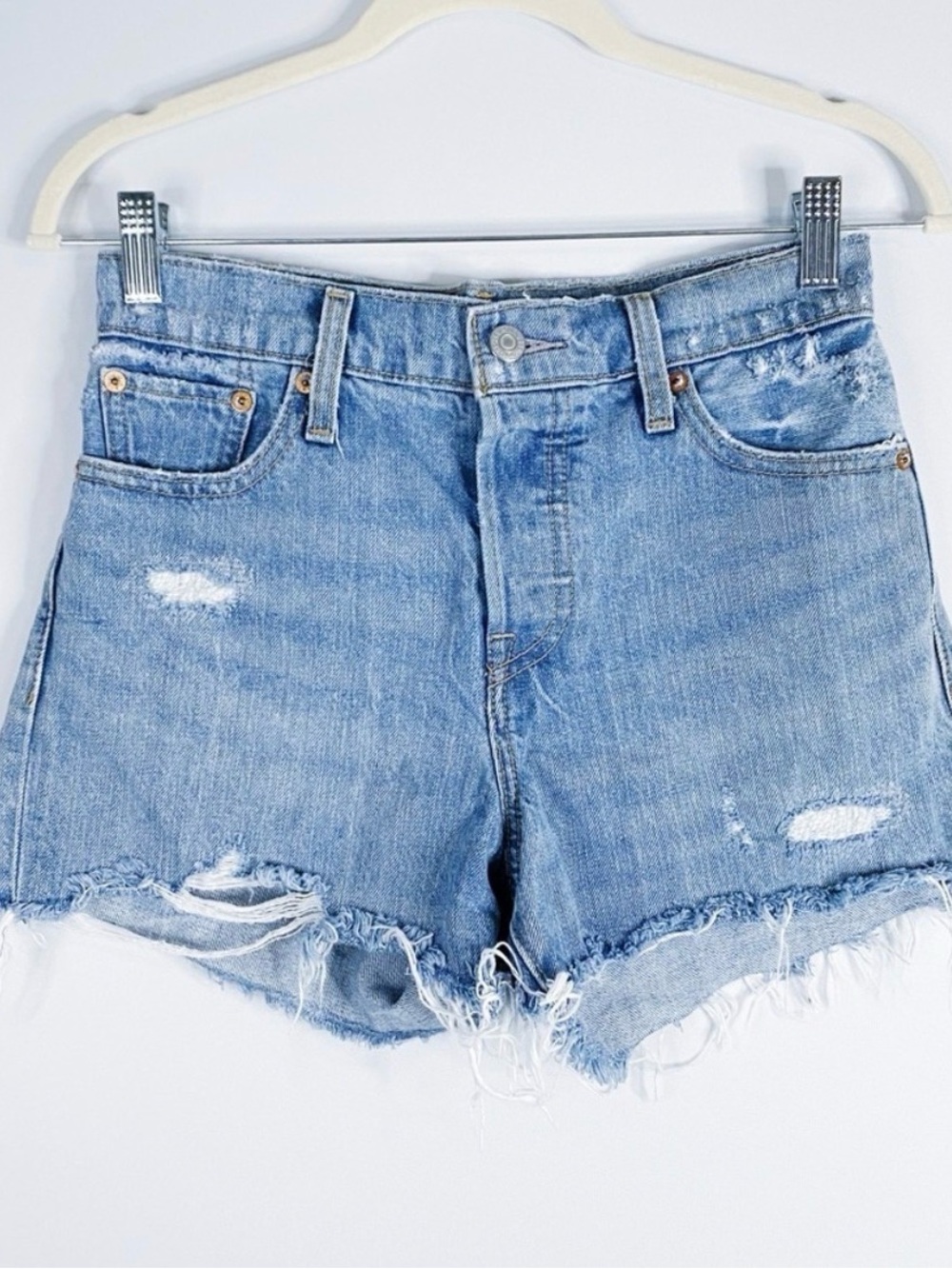 Levi’s - Wedgie Distressed Shorts